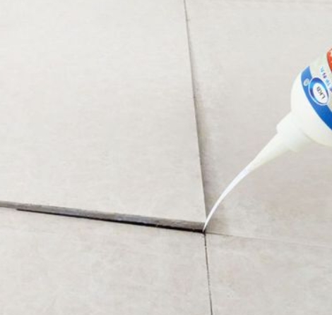 沁阳瓷砖空鼓维修公司分享卫生间瓷砖脱落的原因可能有以下几点